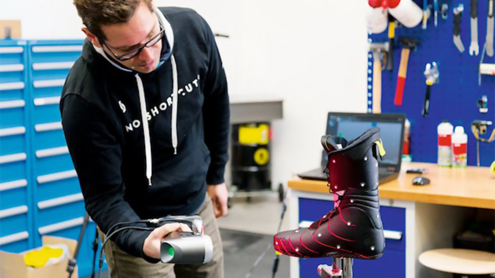 3D Scanning of Shoes